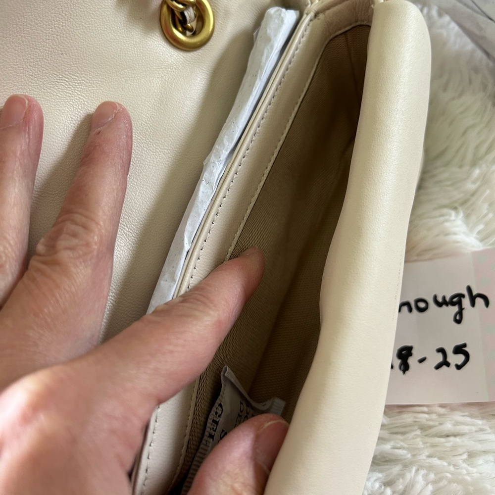 Coach Black and White Floral Tabby 20 - Picture 9 of 12